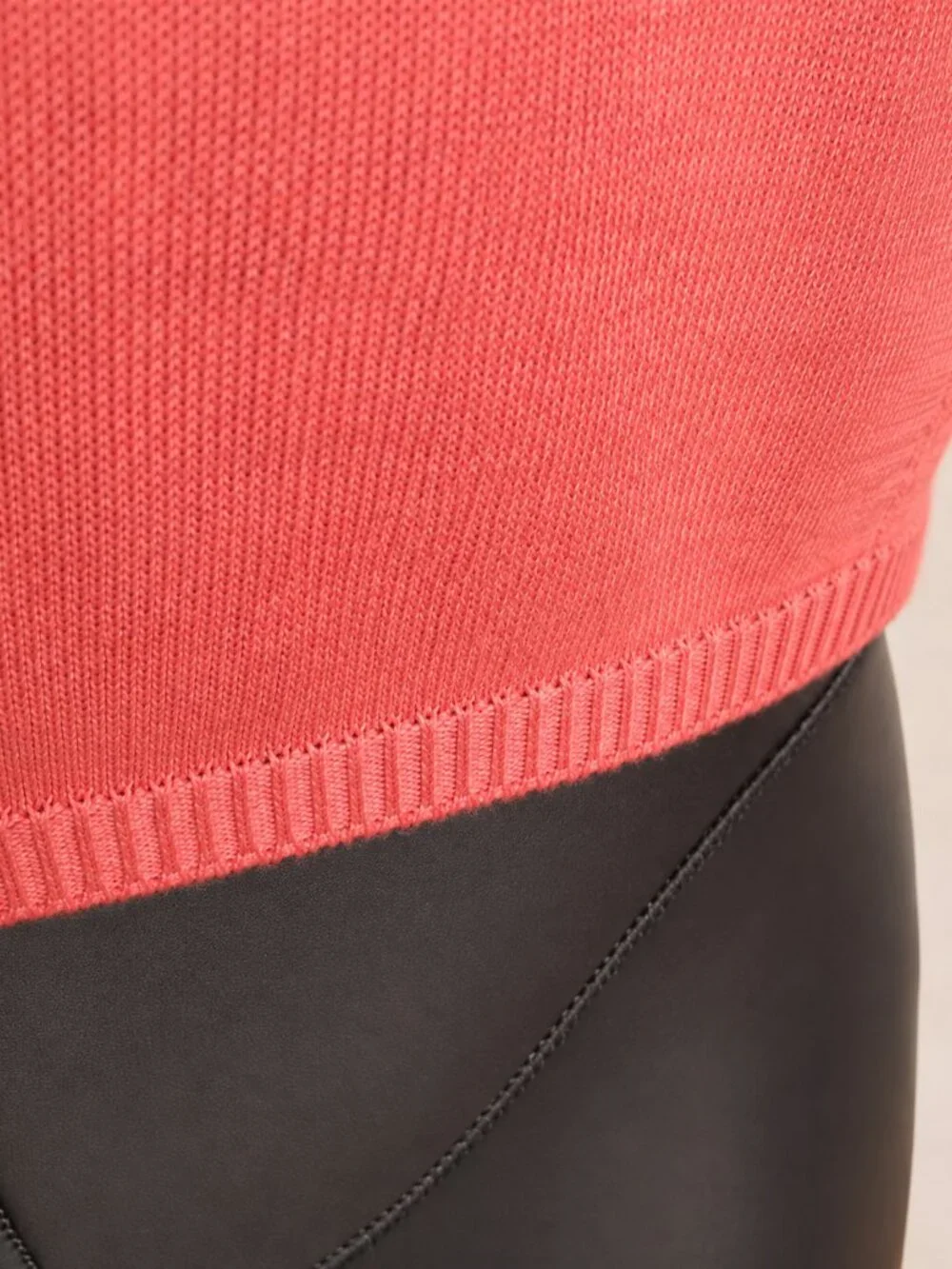 CHANEL Coral Orange Sleeveless Knit Logo Tank Top Size 42 Made in Italy